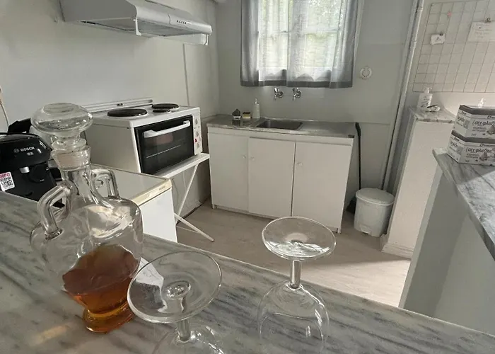 Daire Stenies'nook Ándros