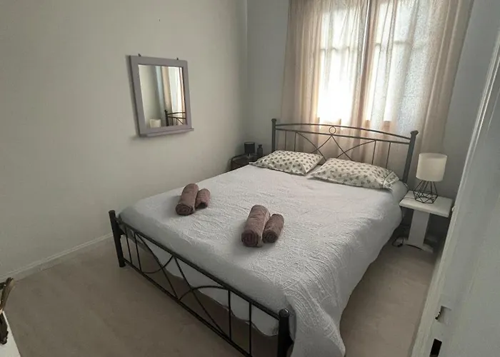 Daire Stenies'nook Ándros